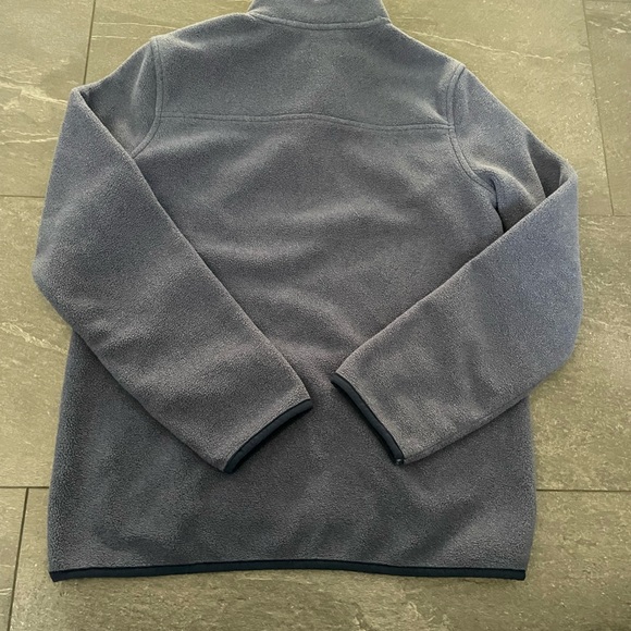 Kids vineyard vines fleece pullover, navy and pink, size: XL (16), like-new cond - Picture 3 of 6